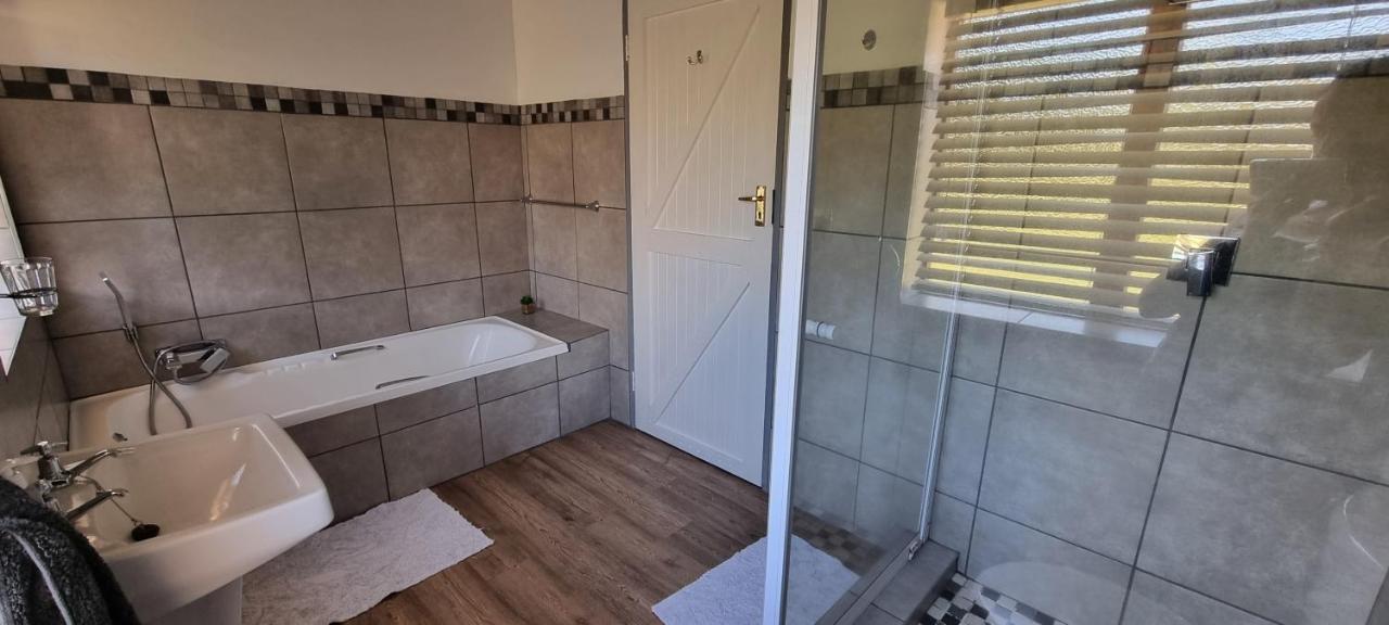 Dullvino Cottage No 15 At Critchley Dullstroom Esterno foto