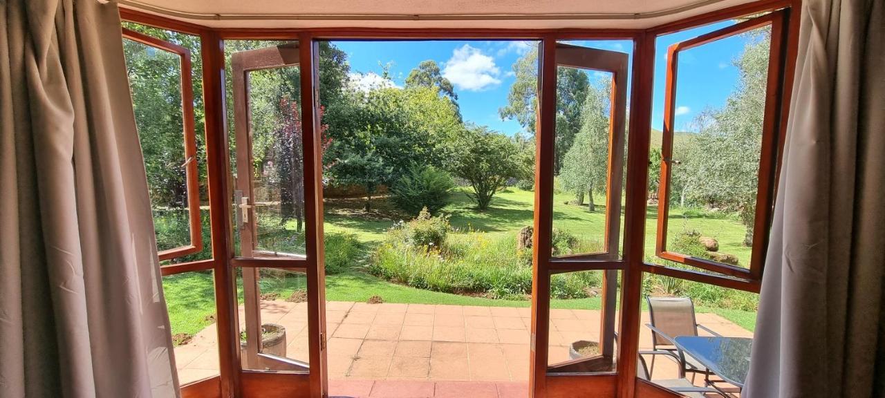 Dullvino Cottage No 15 At Critchley Dullstroom Esterno foto