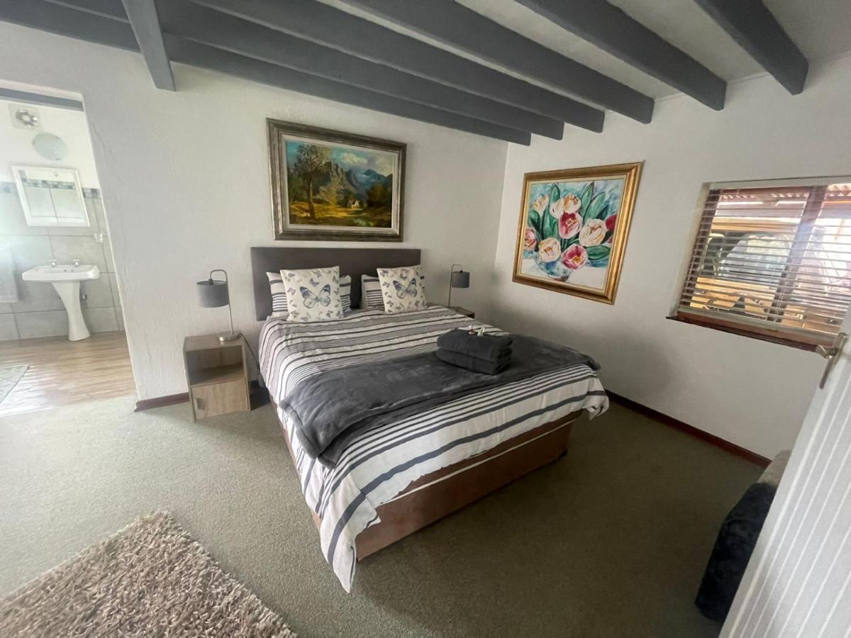 Dullvino Cottage No 15 At Critchley Dullstroom Esterno foto